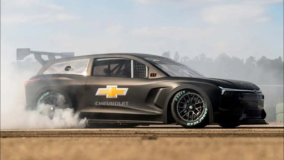 رونمایی از Blazer EV.R؛ ورود قدرتمند شورولت به دنیای NASCAR الکتریکی