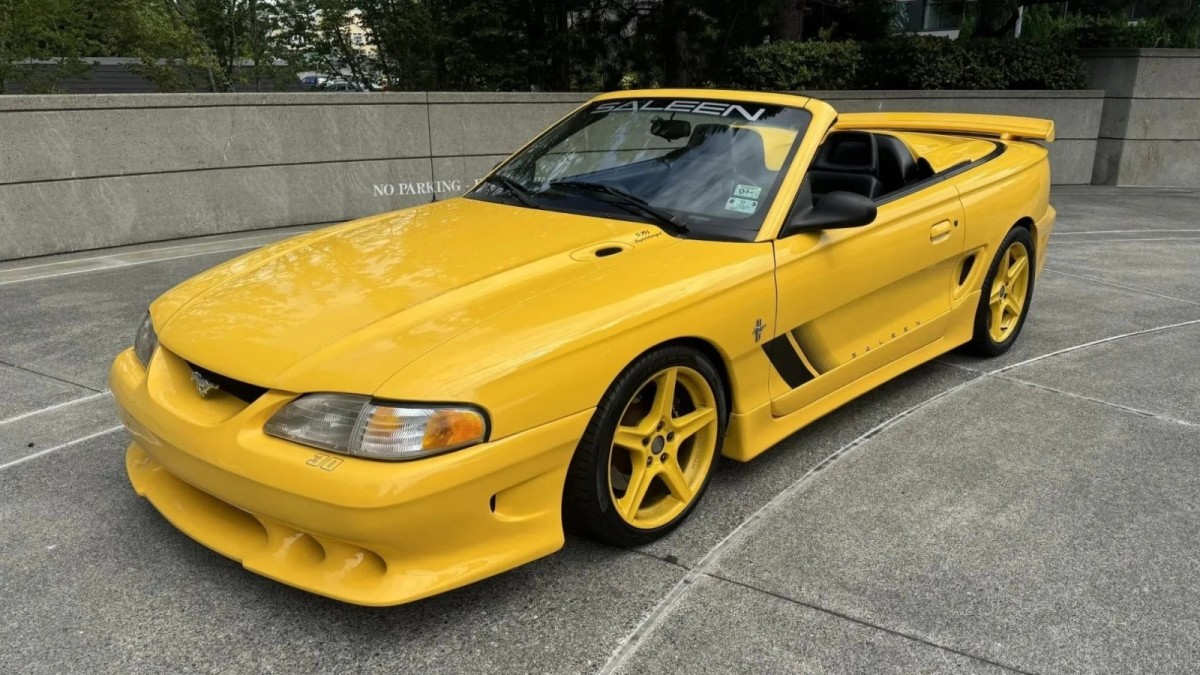 موستانگ Saleen S351 1995 جرج فورمن؛ بهترین انتخاب برای کلکسیونرهای حرفه‌ای