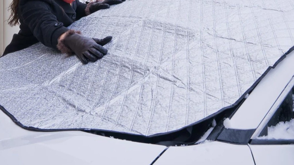 راه‌ های خلاقانه برای جلوگیری از یخ زدن برف‌ پاک‌ کن‌ ها