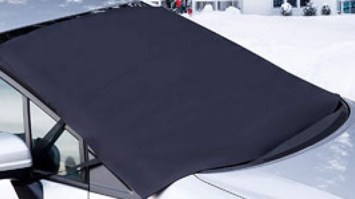 بهترین کاور یا پوشش برای شیشه خودرو در شب‌ های برفی