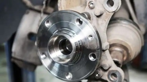 هاب آزاد کن چرخ چگونه کار می‌ کند و چه زمانی باید تعویض شود؟