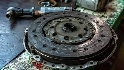 دمپر پیچشی چیست و چرا خودرو در دنده خلاص لرزش دارد؟