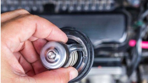 تاثیر ترموستات و واترپمپ بر عملکرد بخاری خودرو